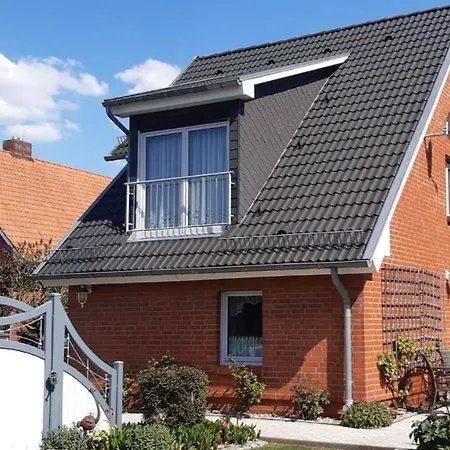 בית נופש In Der Hansestadt Mit Blick Auf Ostsee